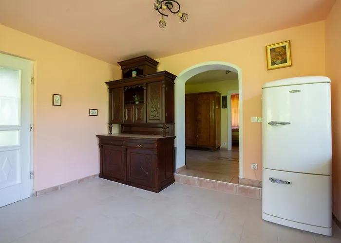 Homestay Vito By Lake