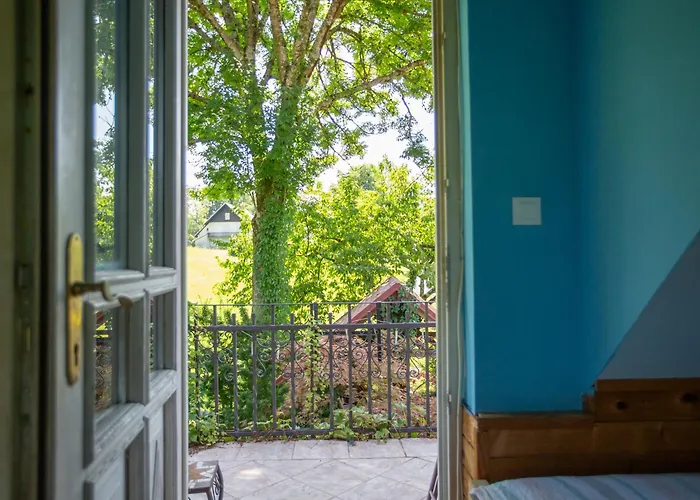 Homestay Vito By Lake